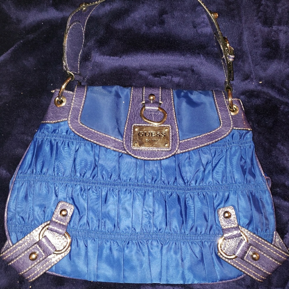 Guess purse